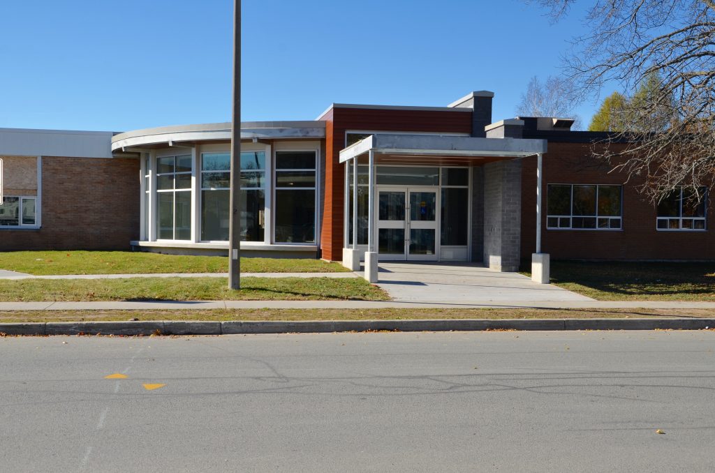 Photo of Espanola High School