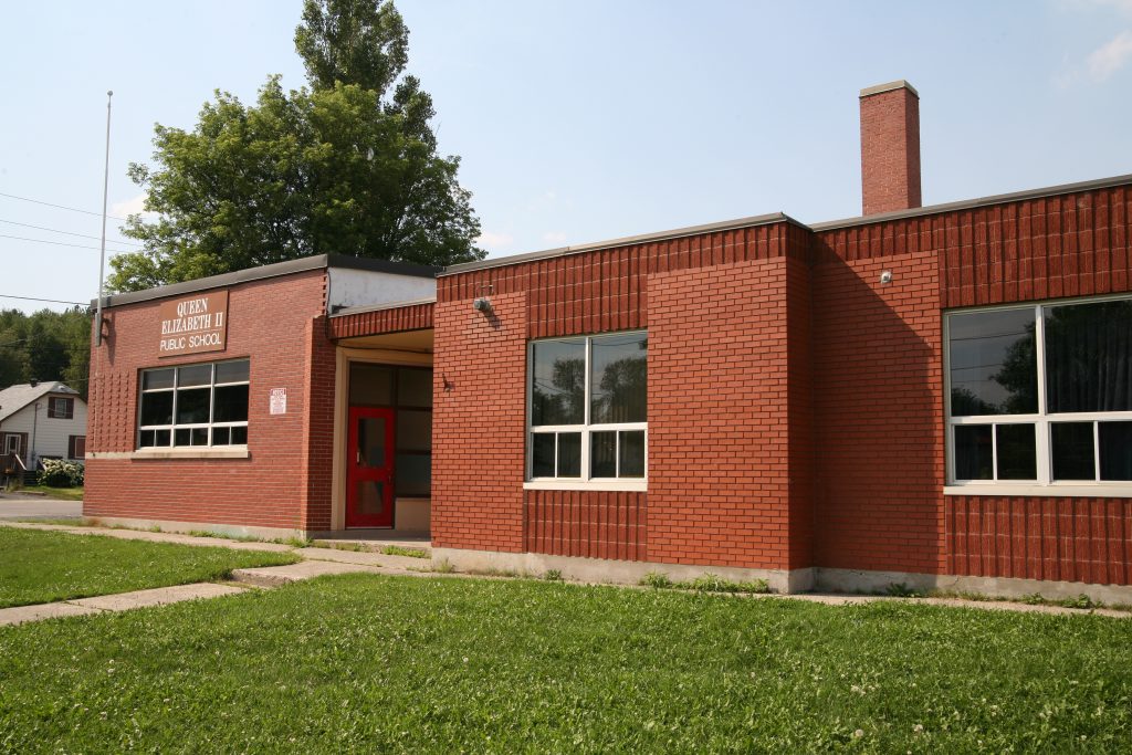 Photo of Queen Elizabeth II Public School