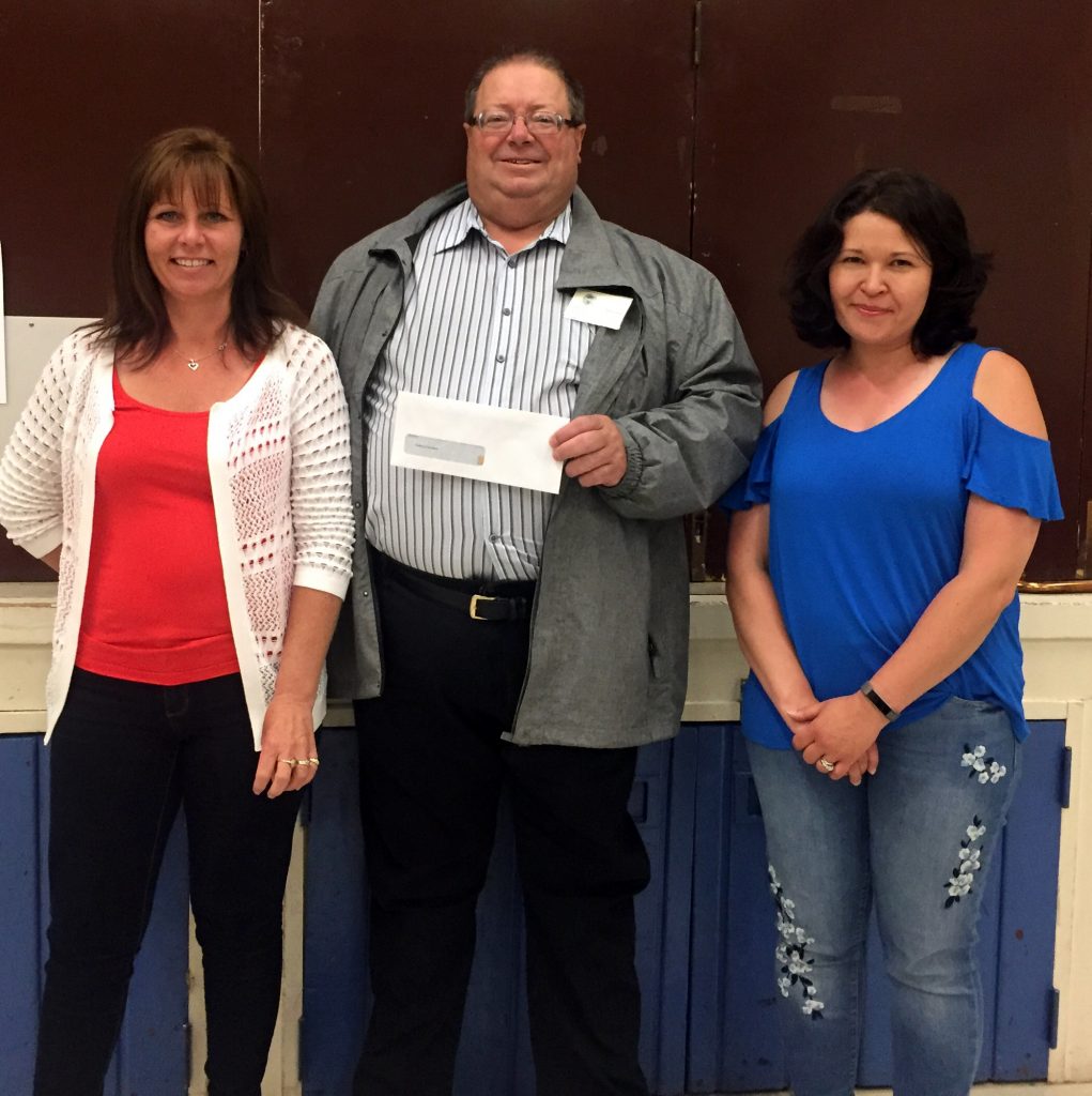 Queen E cheque presentation Sudbury Food Bank