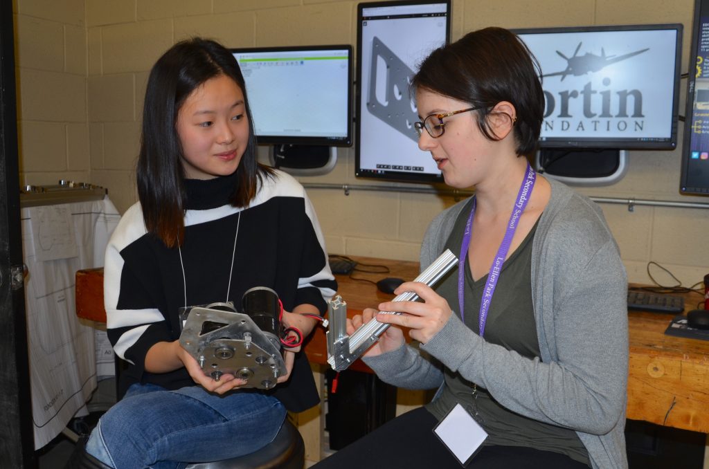 Two students working in the EDIT Lab